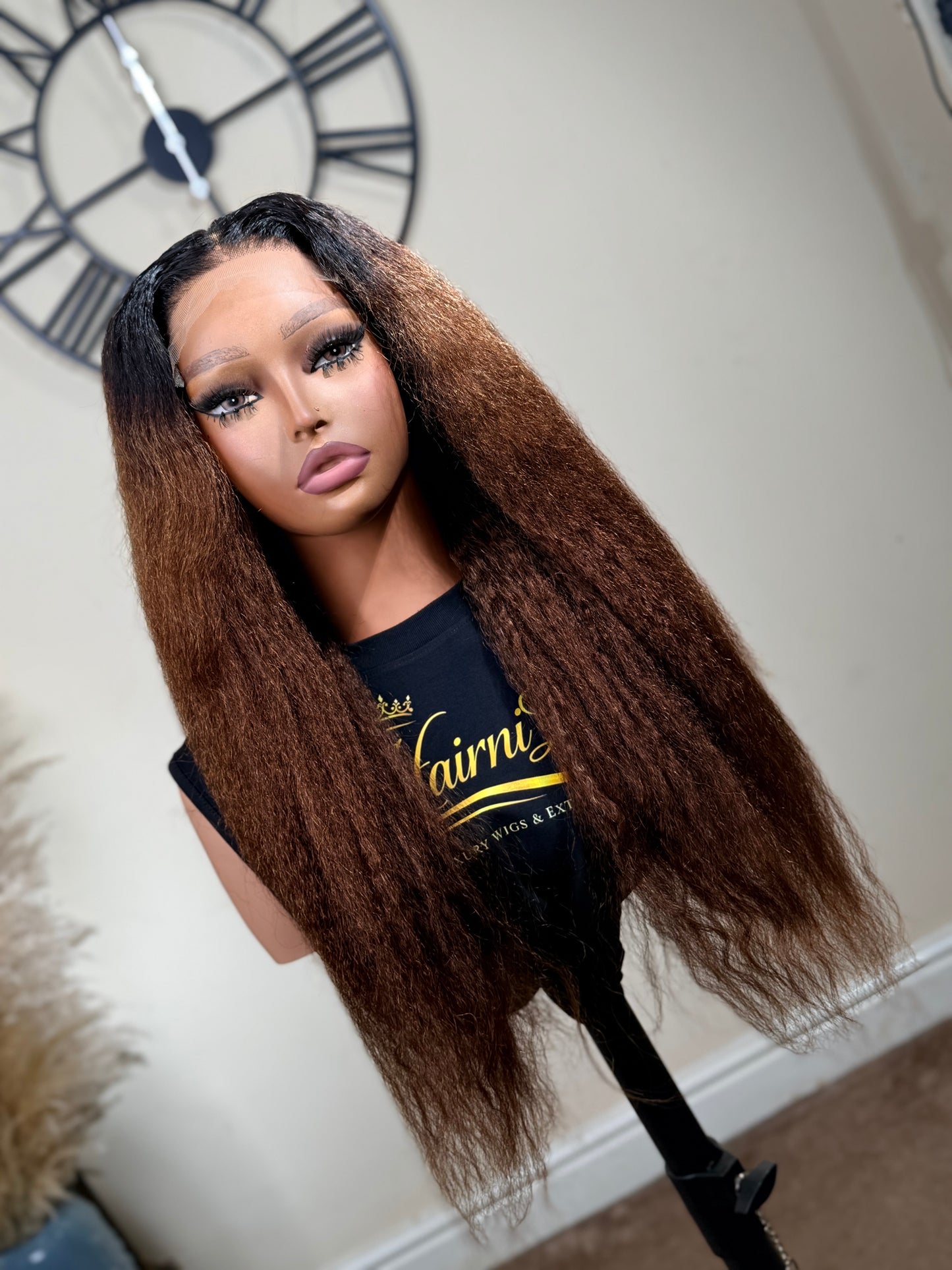 WIG REINA — Glueless Wig – Ready to Wear 26” Ombré Chocolate Kinky Straight Lace Front Wig