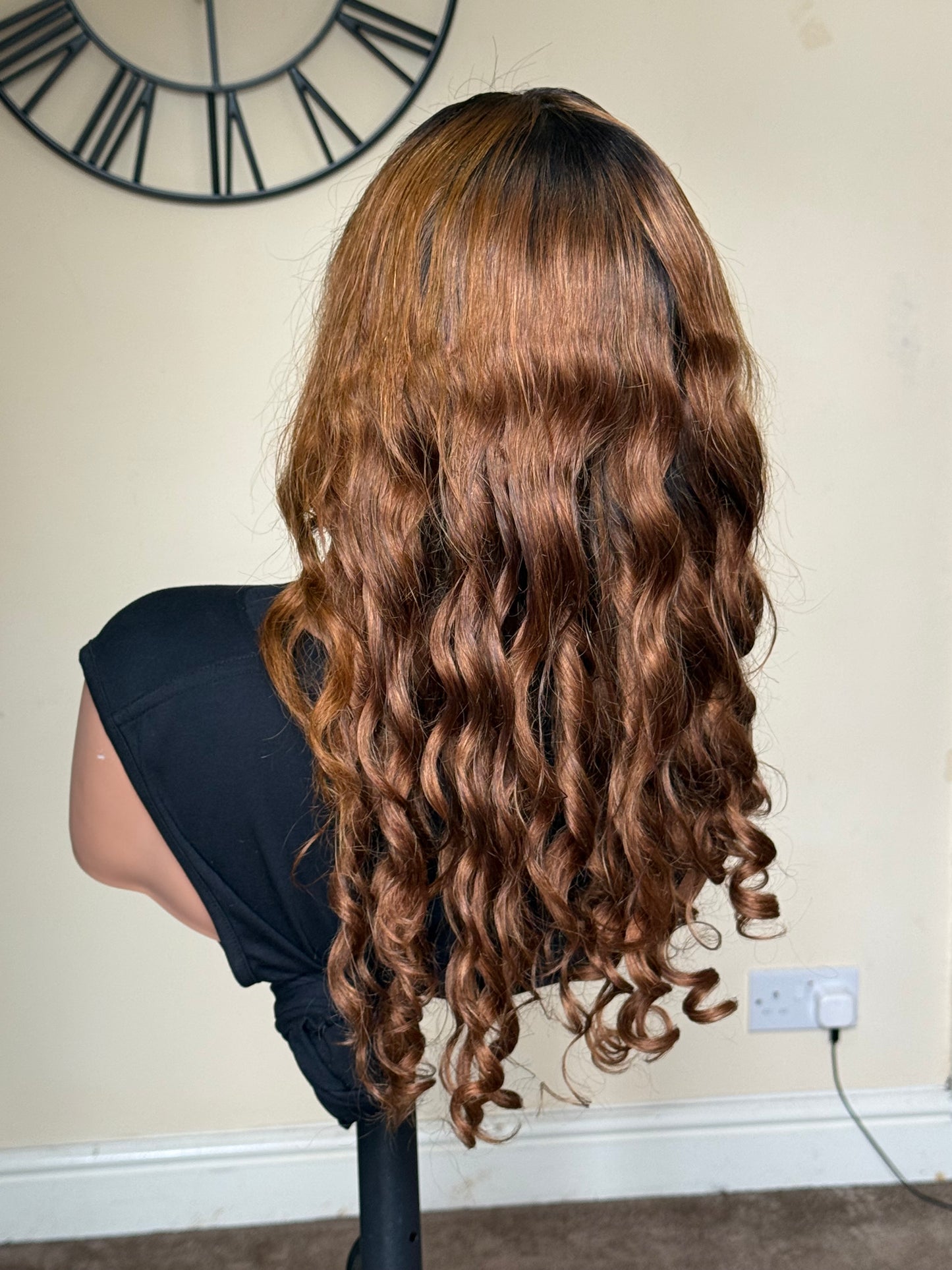 Wig Alero